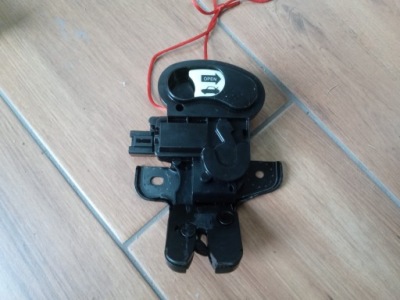 Замок крышки giulia qv 18r 2.9 quadrifoglio фото №1