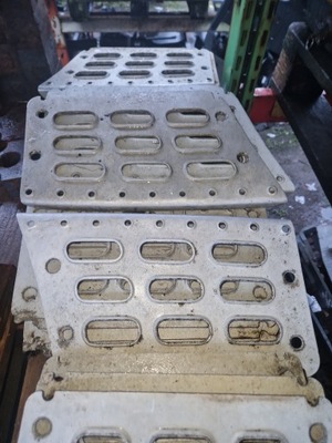 Підніжка решітка накладка поріг підніжка ліва права volvo fh fm фото №1