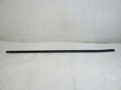 Bmw 2 f45 f46 молдинг уплотнитель дверь правых передних перед 51338498416 фото №1