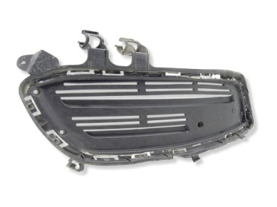 Решётка радиатора решётка бампера левая mercedes a w176 amg a1768851522 фото №1