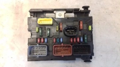 Коробка запобіжників модуль bsm 9659741780 citroen c2 03- фото №1