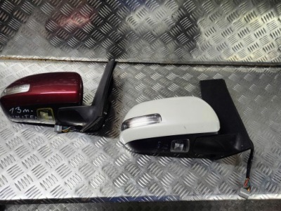 Toyota sienna 2017 зеркало дверь правое 16 pin li фото №1