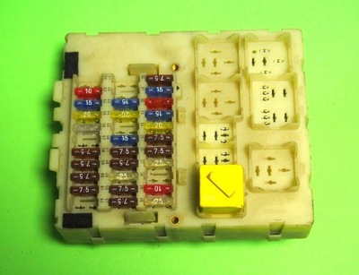 Коробка предохранителей bsi ford focus 98ag14a073cg фото №1