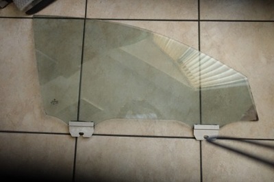 Vw phaeton стекло правый перед ...5 фото №1