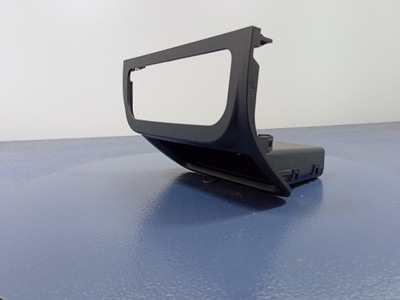 Vw golf plus рамка панель бардачок 5m0820075e фото №1