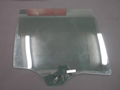 Bmw x5 f15 стекло боковая дверь правый задняя светлая фото №1