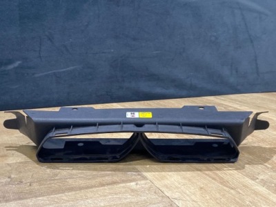 Впуск / канал повітря інтеркулер range rover velar l560 j8a29h724ab фото №1