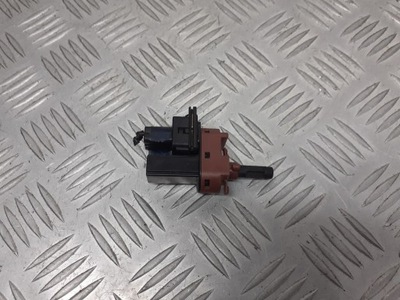 Датчик педалі зчеплення mazda 2 dy фото №1