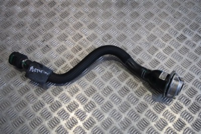 Заливная горловина топлива труба шланг ferrari portofino 771311 1 2 3 фото №1