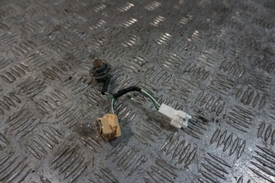 Цоколь вкладыш лампы правый задняя toyota yaris iii 11- фото №1