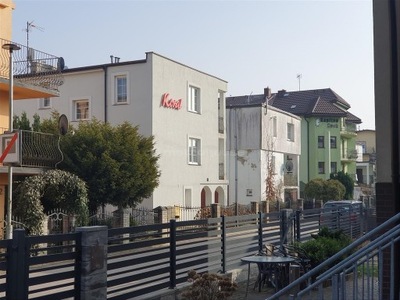 Dom, Unieście, Mielno (gm.), 340 m²