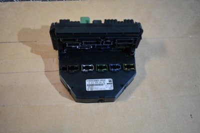 Idealna коробка предохранителей mercedes w172 w190 w207 w218 r231 1 фото №1