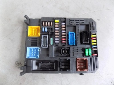 Peugeot 2008 ii 2020 модуль комфорту bsi фото №1