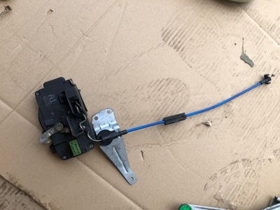 Лівий передній замок двері saab 95 4855151 фото №1