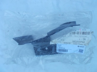 Mercedes smart 453 forfour напрямна бампера лівий фото №1