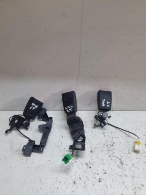 Клипса поперечина безопасности задняя alfa romeo giulietta левая правая средняя фото №1