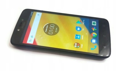Smartfon Motorola Moto C Plus 1 GB / 16 GB 4G (LTE) czarny