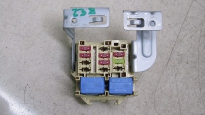 Renault kadjar 1.6 коробка предохранителей 15- фото №1