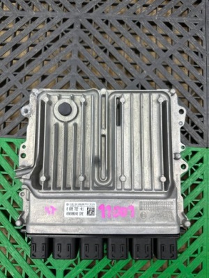 Блок керування ecu двигуна bmw 3 f30 f35 f31 8689722 фото №1