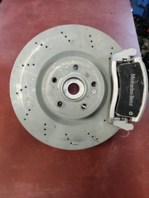 Поворотний кулак ступиця mercedes b klasa w247 a2473320200 фото №1