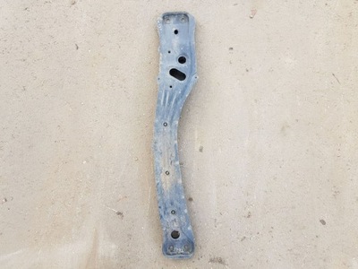 Підрамник передні toyota carina t210 фото №1