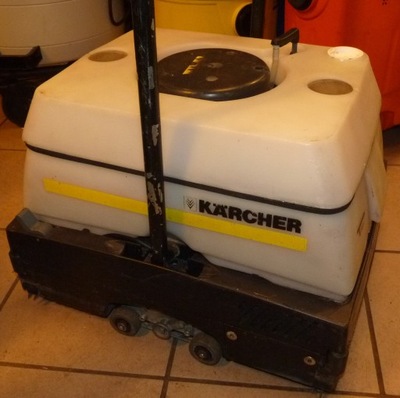 SZOROWARKA KARCHER BR 400