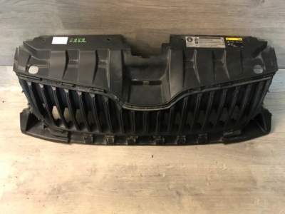 Skoda fabia iii решітка радіатора решітка радіатора 6v0853653 фото №1