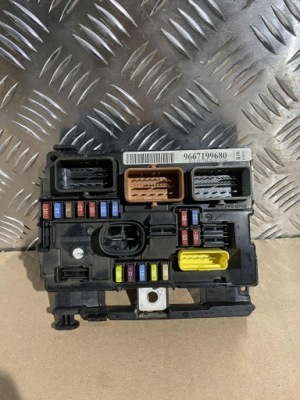 Citroen peugeot модуль bsi 9667199680 фото №1