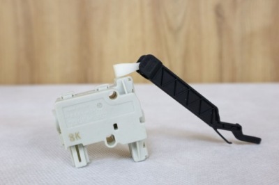 Mercedes slk r172 замок привод бардачка консоли a1729051301 фото №1