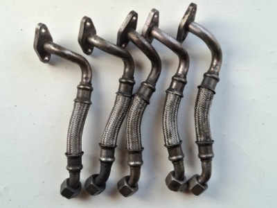 Шланг турбіни трубка злив оливи vw audi 1.9 tdi 028145736ah фото №1