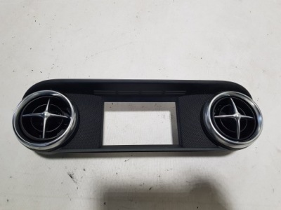 Mercedes slk r172 w172 решітка обдув середня права ліва 1726801289 фото №1