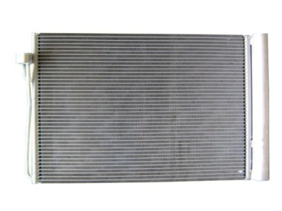 Радіатор кондиціонера bmw 5 e60 e61 2003-2010 фото №1