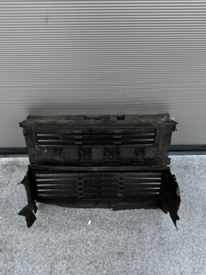 Воздуховод воздуха жалюзи шторка peugeot 3008 ii фото №1