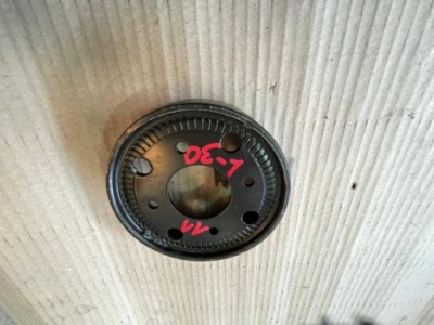 Ssangyong rexton 2004 шкив насоса воды фото №1