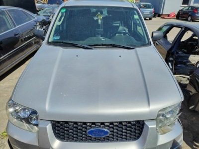 Ford maverick ii 06r капот кришка двигуна фото №1