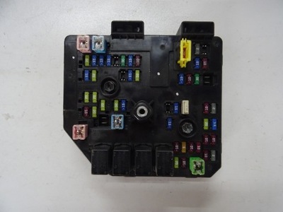 Opel antara коробка запобіжників фото №1