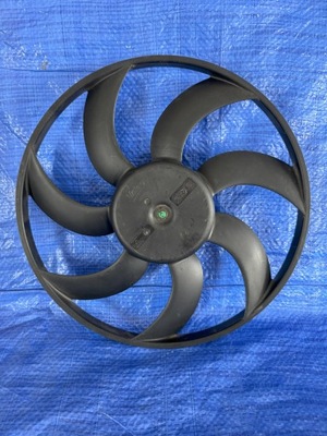 Вентилятор радиатора citroen c4 cactus 8033m00008 фото №1