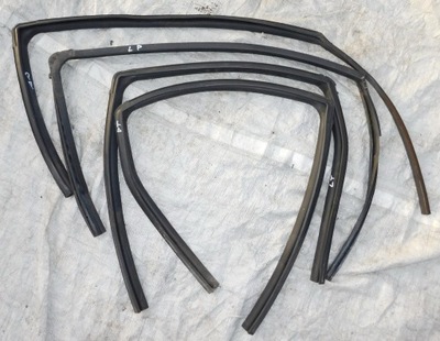 Qashqai j10 +2 lift прокладка рамка дверь стекло правый перед задняя фото №1