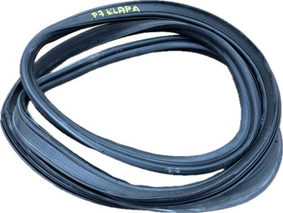 P7 dodge charger 2018 прокладка кришки багажника фото №1