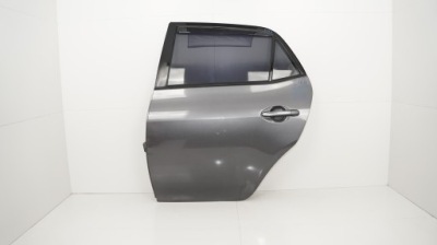 Двері лівий задня задня toyota auris i 06-09r 1g3 фото №1