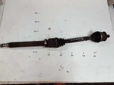 Volvo c30 рестайлинг  10-12r 2.0 b приводной вал правый  перед фото №1