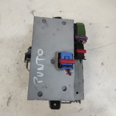 Модуль коробка запобіжників fiat punto 46774356npl 406626 фото №1