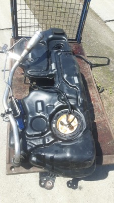 Volvo xc60 ii бак пального bak насос 2.0d фото №1