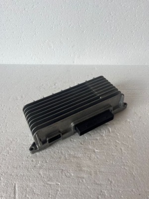 Підсилювач аудіо 8t0035223g audi a4 фото №1