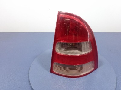Toyota corolla e12 універсал лампа задній права зовнішня фото №1