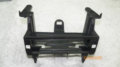 Trafic vivaro iii рамка радіо кишеня 678704840r фото №1