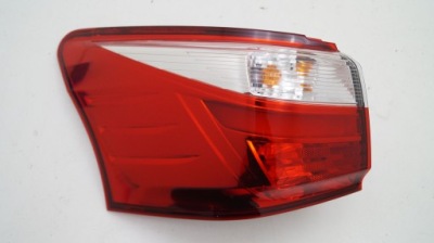 Isuzu mux mu x lift 17-20 задня ліва лампа задня t фото №1