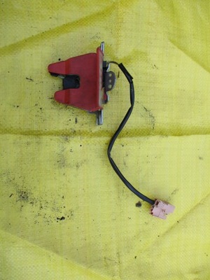 Vw fox замок крышки задняя 5z6827505 фото №1