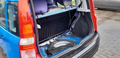 Прокладка кришки багажника fiat panda 2 ii фото №1