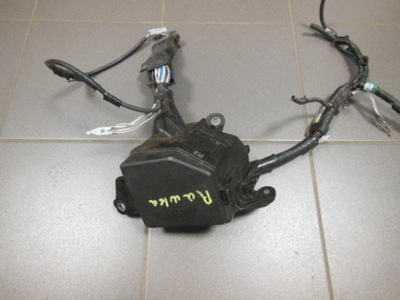 Коробка предохранителей toyota rav4 19- фото №1